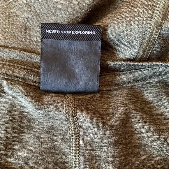 The North Face Shirt - Picture 5 of 11